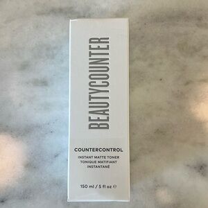 Beautycounter's Countercontrol Instant Matte Toner, with witch hazel